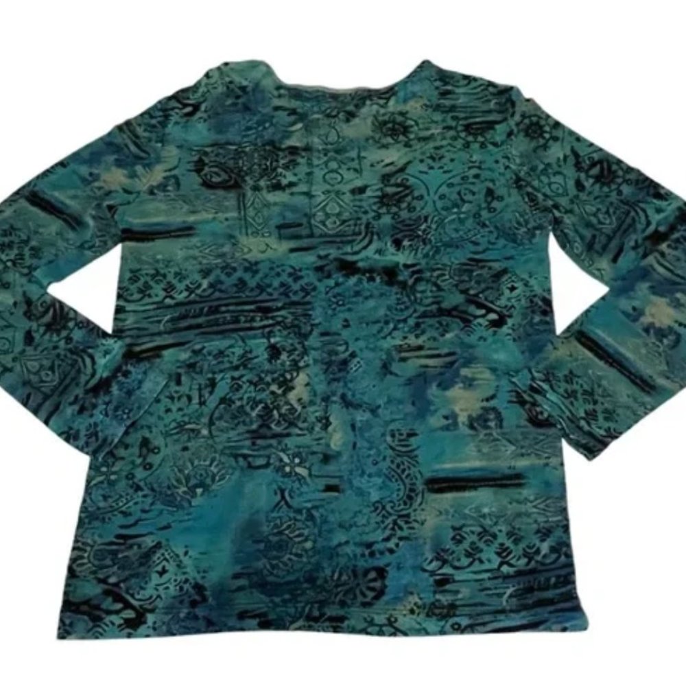 Chico's Travelers Pullover Turquoise Print Silky Stretchy Top Size M - Picture 2 of 10